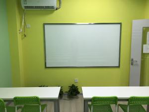 河南新东方培训机构玻璃白板项目